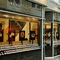 The Vintage Watch Company installs GIMBLE 150 to illuminate vintage watches
